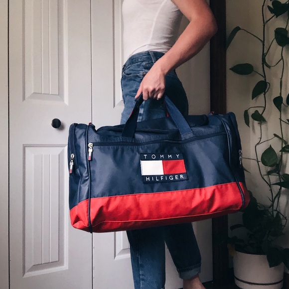 Tommy Hilfiger Handbags - Vintage Tommy Hilfiger gym bag
